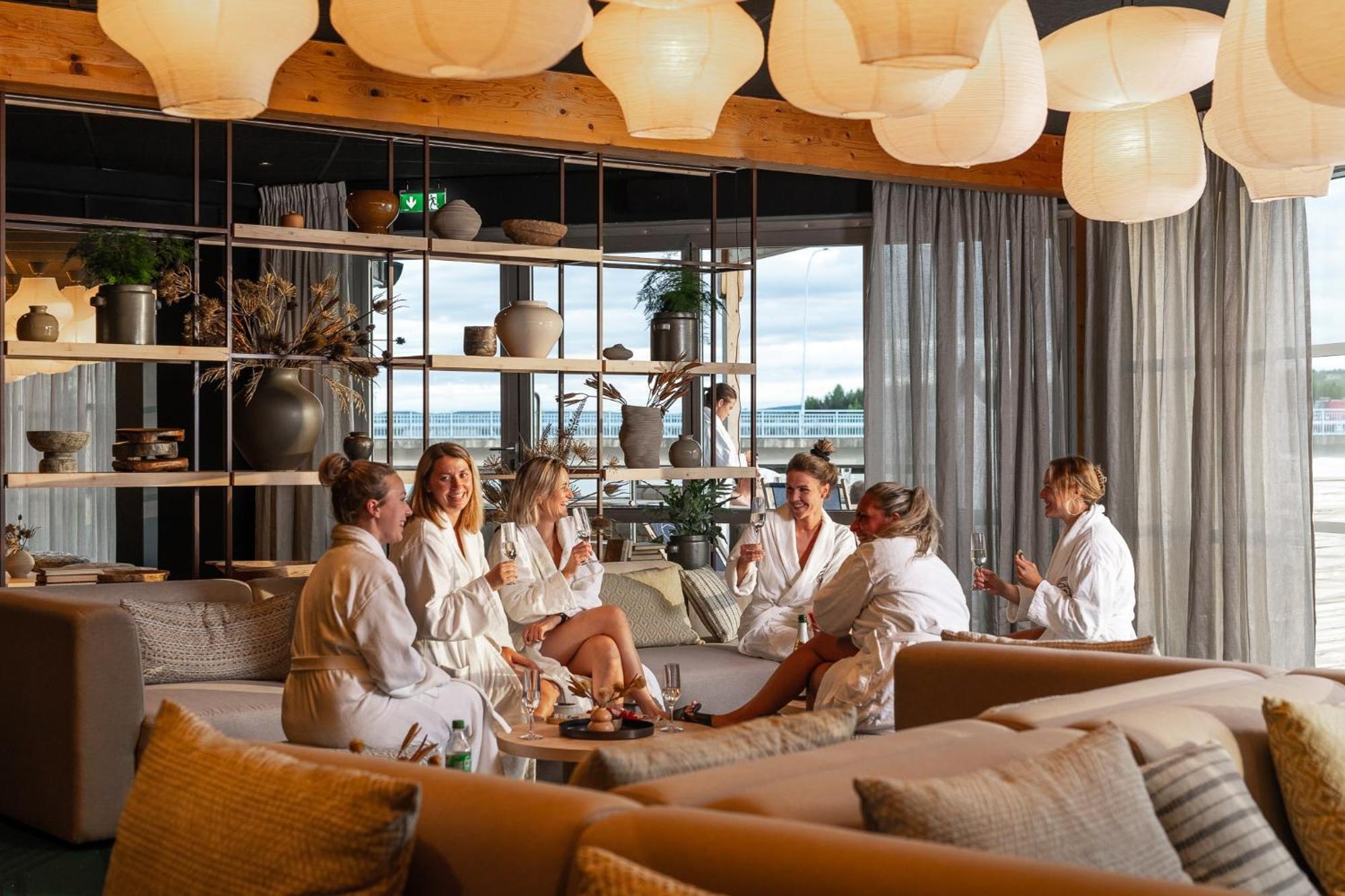 Hotell Lappland 뤽셀레 외부 사진
